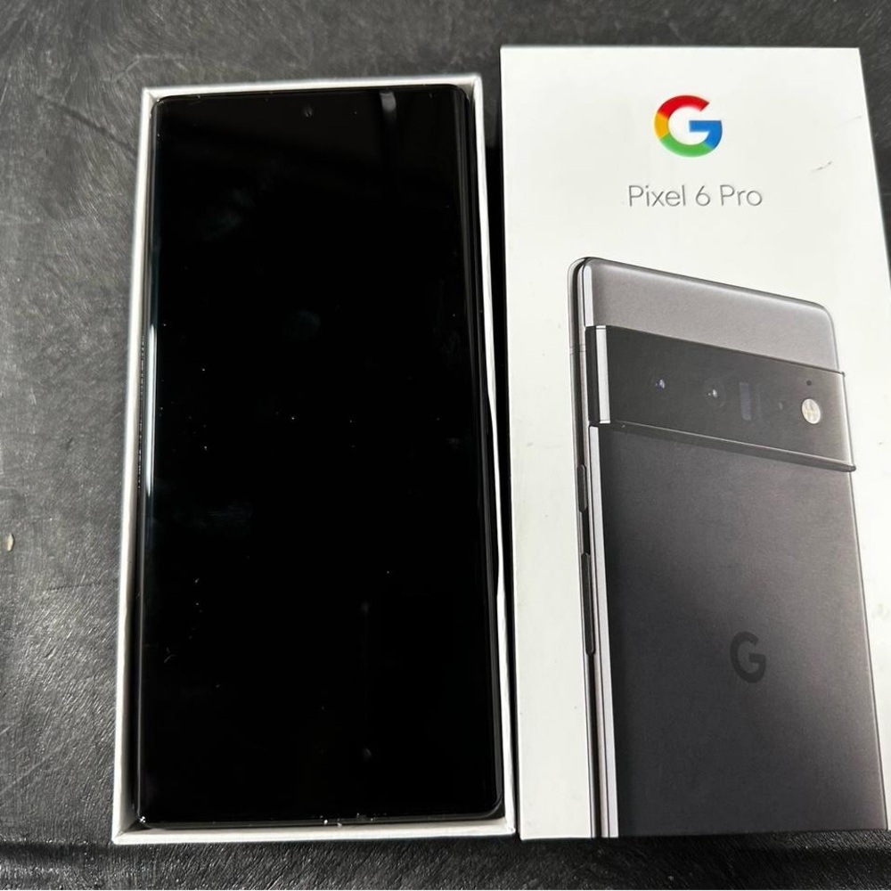 Google Pixel 6 Pro in Black and Silver